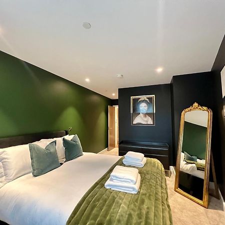 The Midnight Garden Escape At Ryedale House Apartment York Ngoại thất bức ảnh